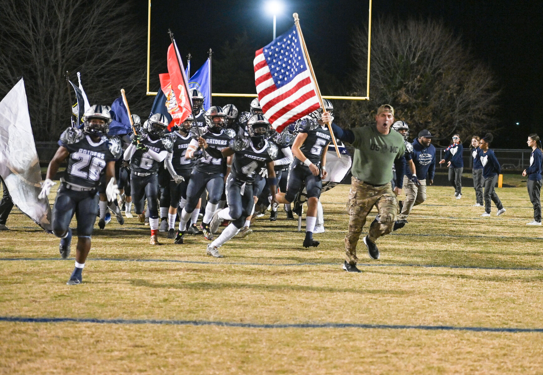111022-lna-sports-appomattox ftb p14